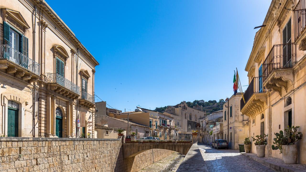 מלון שיקלי Palazzo Favacchio - Patane מראה חיצוני תמונה